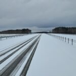 25 lutego km 605+300’ wykonano nawierzchnię C35_45 pas rozdziału pobocza i urządzenia BRD całość w śnieżnej szacie