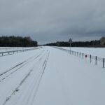 25 lutego km 606+900’ wykonano nawierzchnię C35_45 pas rozdziału pobocza i urządzenia BRD całość w śnieżnej szacie