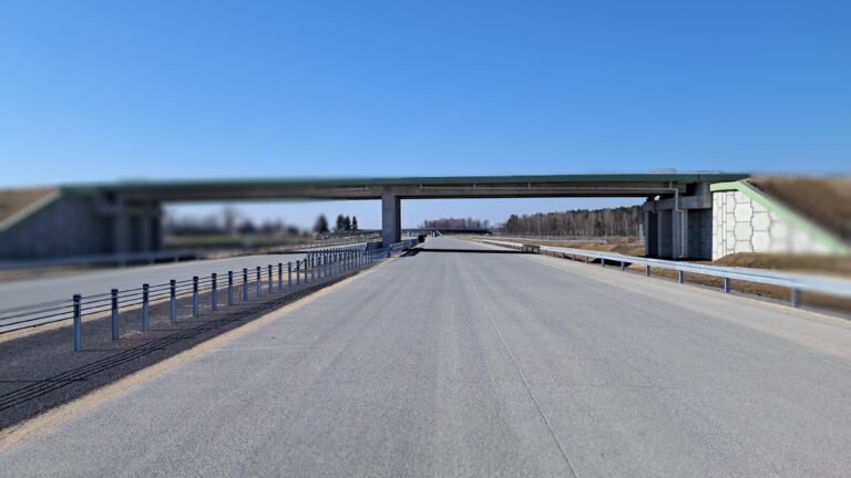 04 marca km 603+600 nawierzchnia C35_45 i WD_70 powierzchniowe utrwalenie pasa rozdziału montaż barier linowych