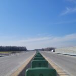 10 marca km 601+500 nawierzchnia betonowa C35_45 powierzchniowe utrwalenie pasa rozdziału montaż barier linowych