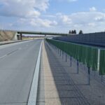 19 marca km 602+900’ nawierzchnia betonowa C35_45 i WD_69A powierzchniowe utrwalenie pasa rozdziału bariery linowe i sta