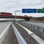 01.04.2026 Tablice informacyjne w ciagu trasy głównej km 570+900
