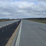 08 kwietnia km 604+400 nawierzchnia betonowa C35_45 wykonano urządzenia BRD oznakowanie poziome i pionowe