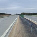 15_04_26 km 598+200’ nawierzchnia betonową C35_45 wykonano urządzenia BRD oznakowanie poziome i pionowe