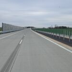 15_04_26 km 601+500’ nawierzchnia betonowa C35_45 wykonano urządzenia BRD oznakowanie poziome i pionowe