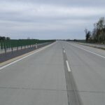15_04_26 km 602+900 nawierzchnia betonowa C35_45 wykonano urządzenia BRD oznakowanie poziome i pionowe