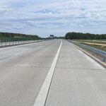 07_05_26 km 598+200’ nawierzchnia betonową C35_45 wykonano urządzenia BRD oznakowanie poziome i pionowe