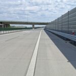 07_05_26 km 602+900’ nawierzchnia betonowa C35_45 i WD_69A wykonano urządzenia BRD oznakowanie poziome i pionowe ekrany akustyczne
