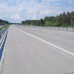 20.05.26 km 608+300 nawierzchnia betonowa C35_45 wykonano urządzenia BRD oznakowanie poziome i pionowe